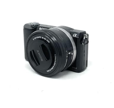 Sony Alpha 5000L Fotocamera Digitale Compatta con Obiettivo Intercambiabile, Sensore APS-C, CMOS Exmor HD, 20,1 MP, Obiettivo da 16-50 mm Incluso, Nero