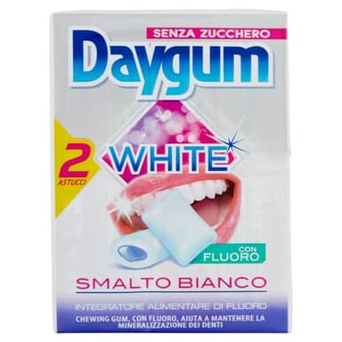 Daygum White, Chewing Gum Ripieno, Gusto Menta, Senza Zucchero, Con Xilitolo, Confenzione da 2 Astucci da 24 Gomme da Masticare, Aiuta a mantenere i tuoi Denti Bianchi e Protetti