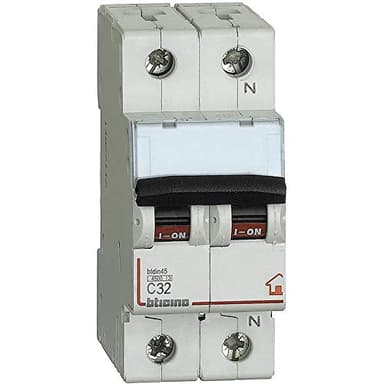 Bticino FC810NC32 interruttore magnetotermico c32 1p+n 2m 4500a